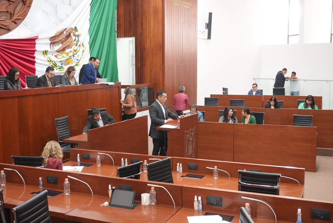 Presentan Iniciativa a favor de la Paridad de Género